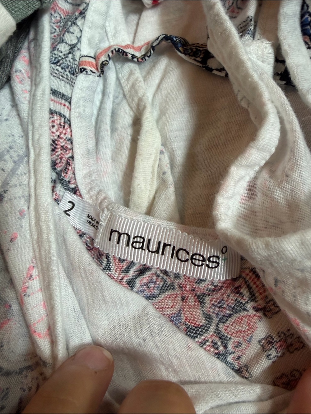 Maurices Plus Size Women’s Tops Bundle | XXL, 2X, Size 2 | 7 Pieces - Picture 15 of 15